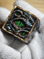 Handmade 30mm Serpent Eye D6 Dice - Gilded Scaled Monster Resin Die - Crux Jewelry product image 8