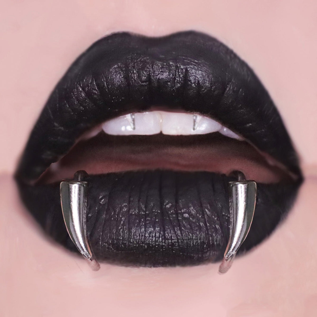 CRUX - Pair Of Vampire Fang Gothic Hoop - CRUX - Pair Of Vampire Fang Gothic Hoop - 8mm