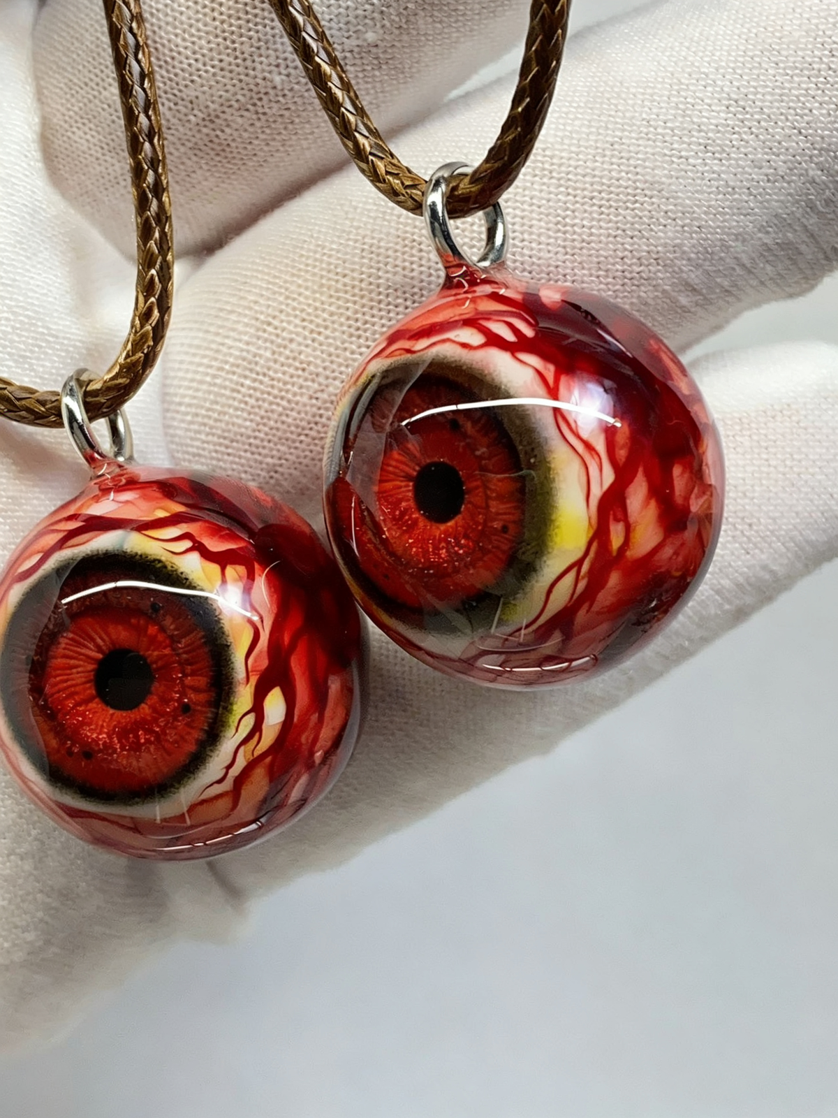 The All-Seeing Crimson Eye | Handcrafted Bloodshot Eyeball Pendant Necklace（1PCS） - Crux Jewelry product image 3