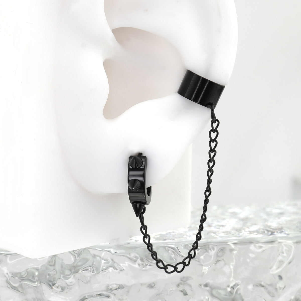Black Six-Spike Chain Ear Clips - Black Six-Spike Chain Ear Clips - Chain