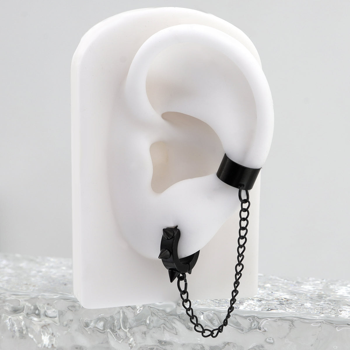 Black Six-Spike Chain Ear Clips - Black Six-Spike Chain Ear Clips - Chain