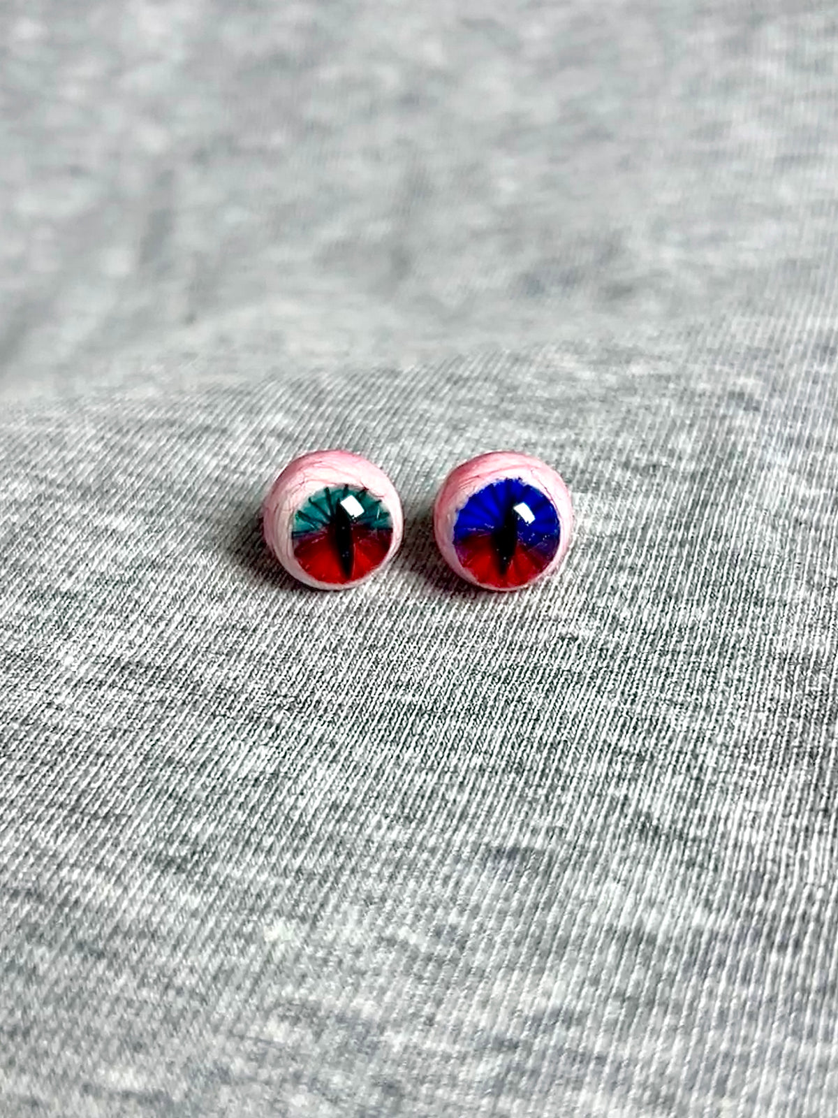 Cthulhu Eye - Blue&Green Gaze | Ear/Tongue/Lip Titanium Studs - product overview