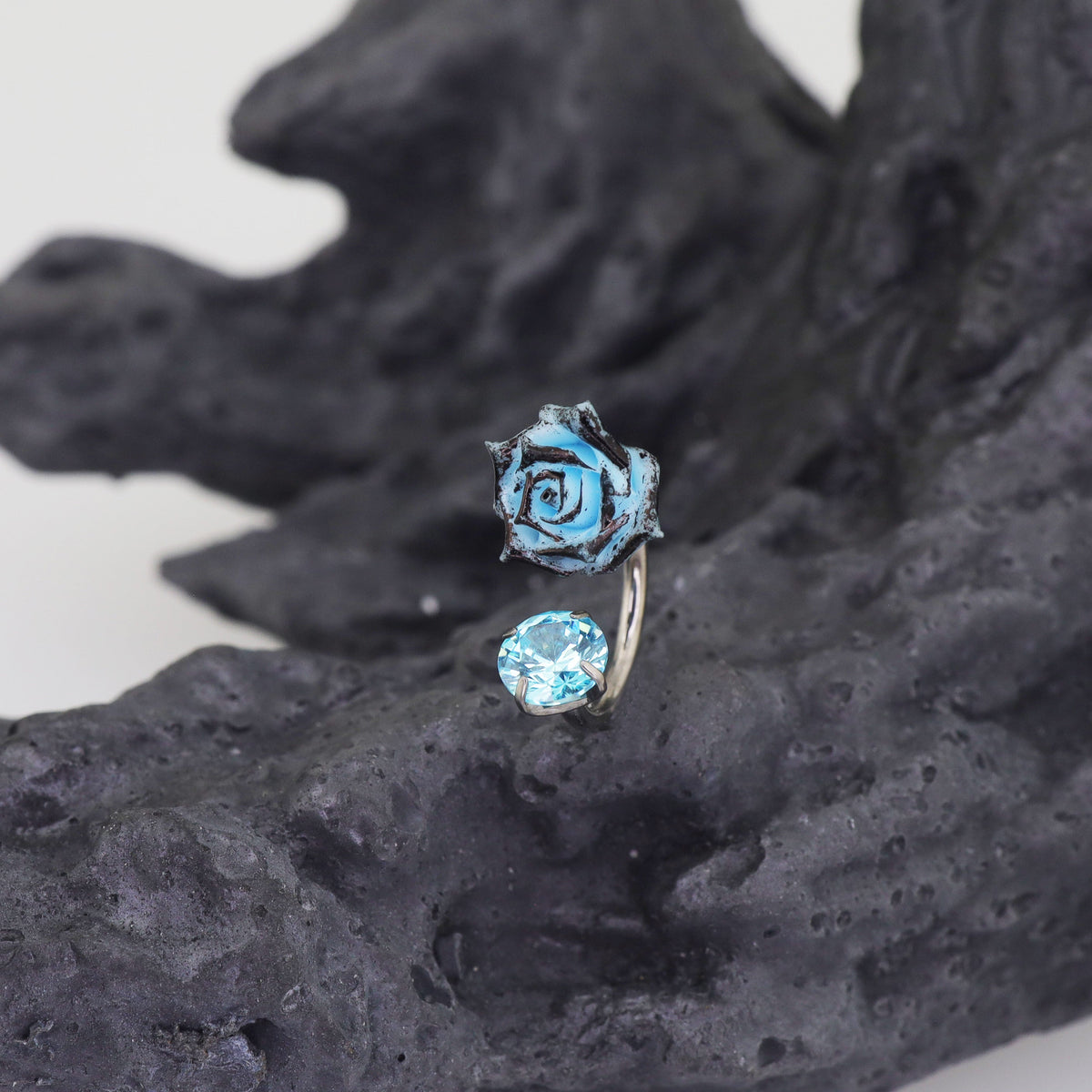 Butterfly Floral Whisper Rose Blue Cartilage & Helix Look - Butterfly Floral Whisper Rose Blue Cartilage & Helix Look - Rose Horseshoe Rings