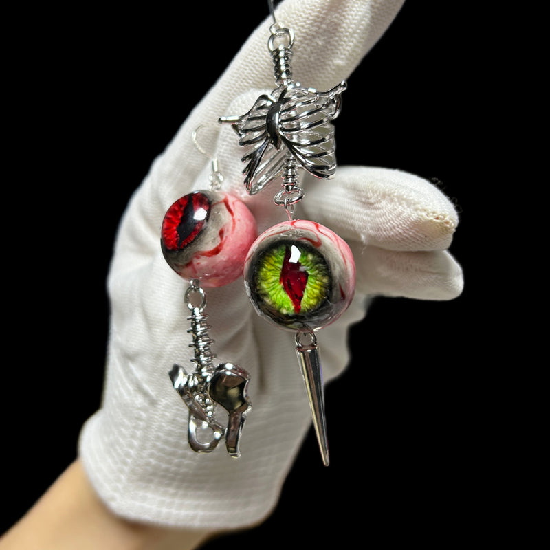 Cthulhu Eye - Grim Eye Skull Earrings - product overview