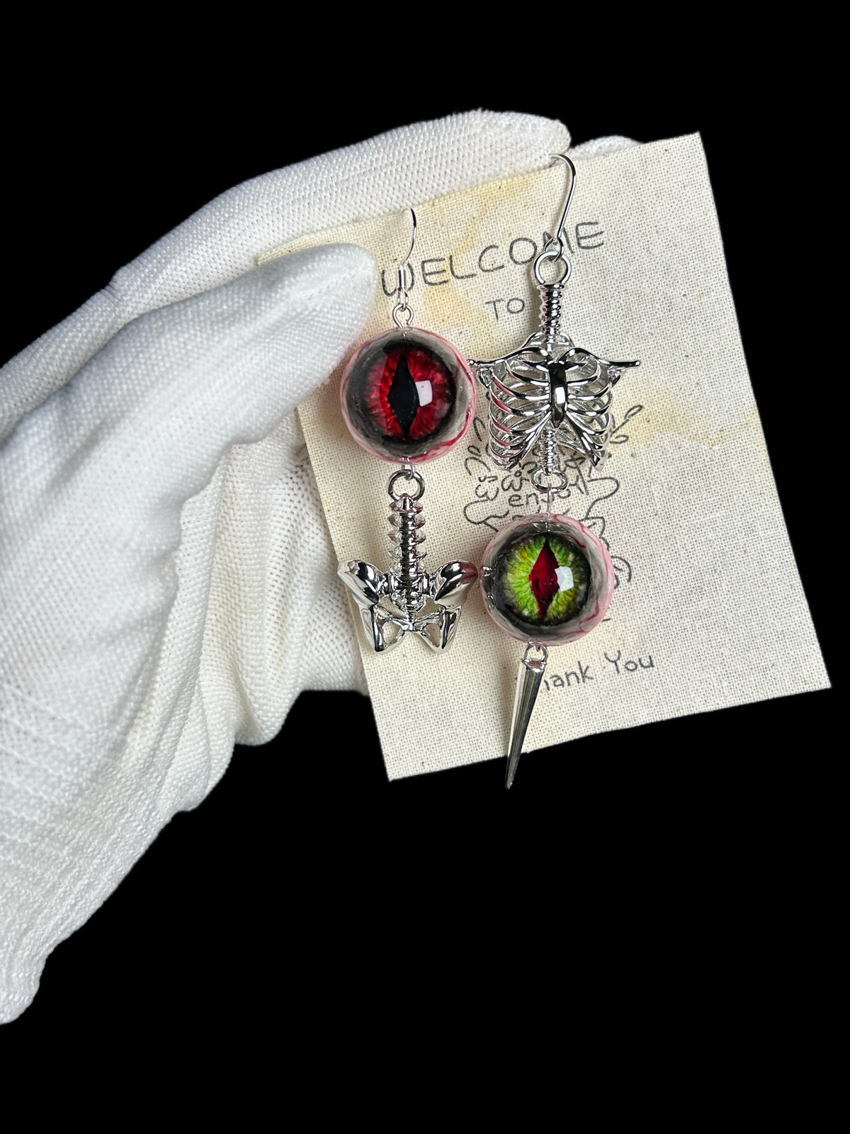 Cthulhu Eye - Grim Eye Skull Earrings - product image 4