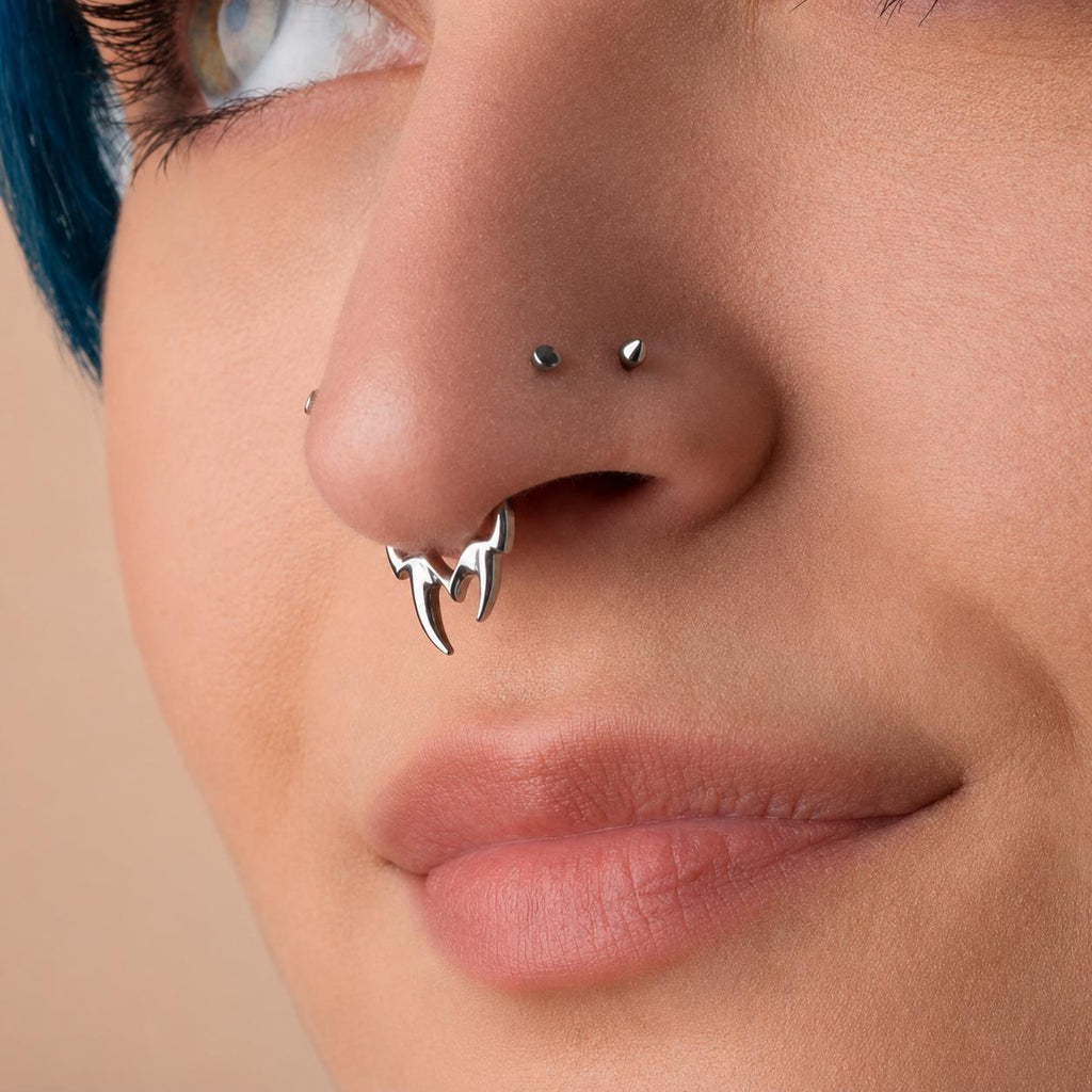 Titanium Double Fang Septum Clicker detail 3