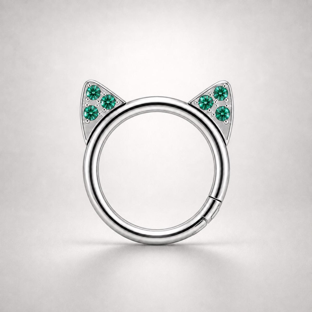 Titanium Crystal Cat Ear Septum Clicker detail 9