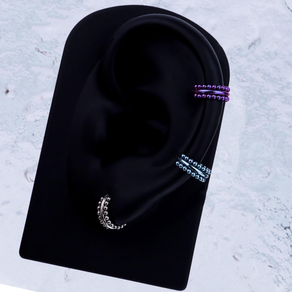 Titanium Double Hoop Beaded Septum Clicker detail 5