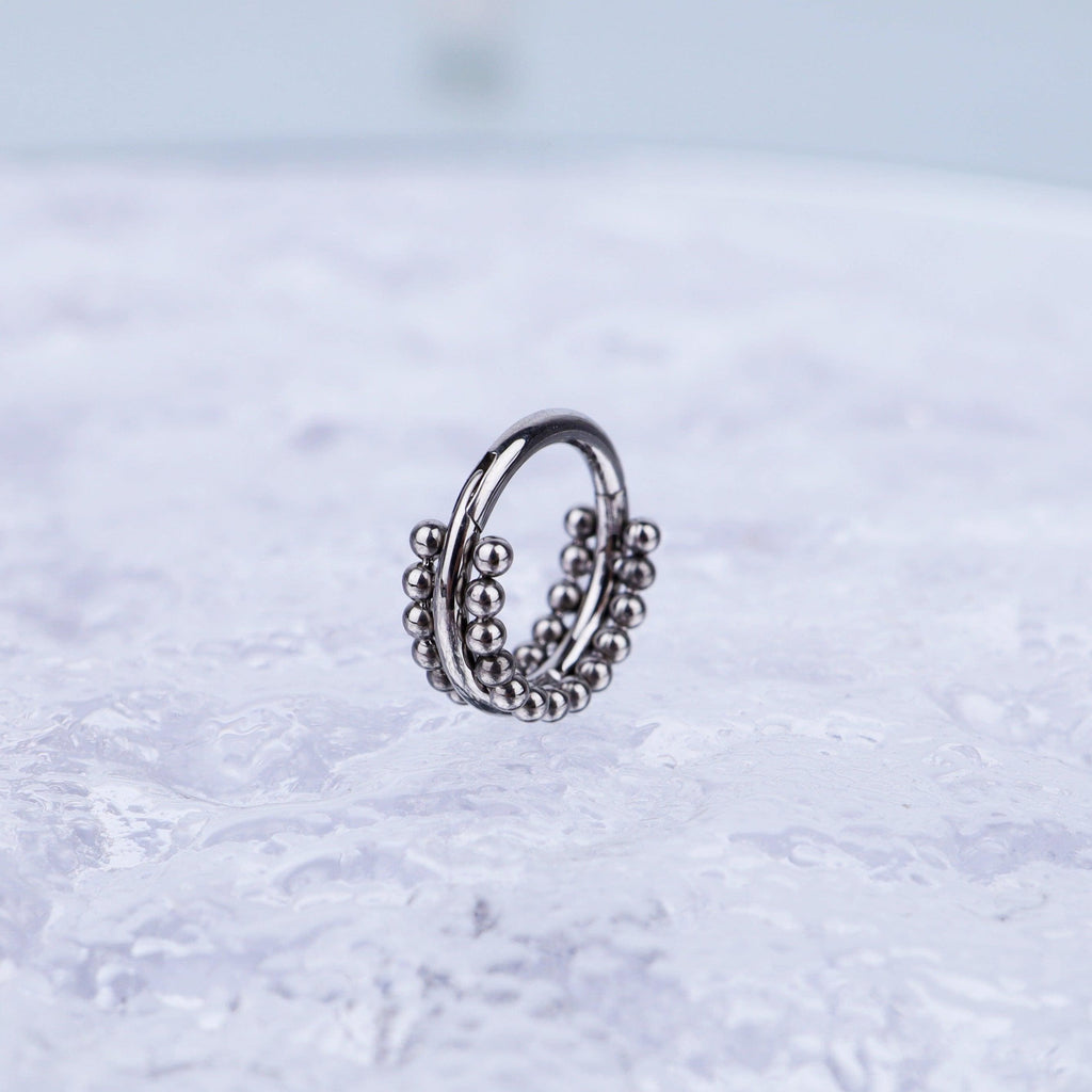 Titanium Double Hoop Beaded Septum Clicker detail 6