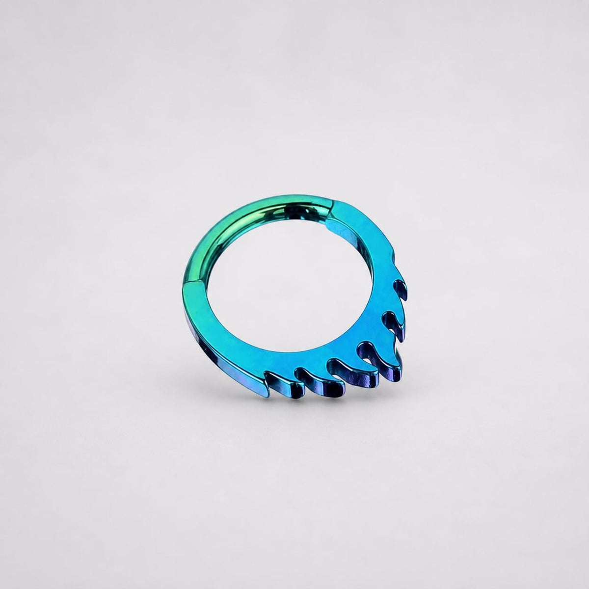 Titanium Dripping Septum Clicker detail 6