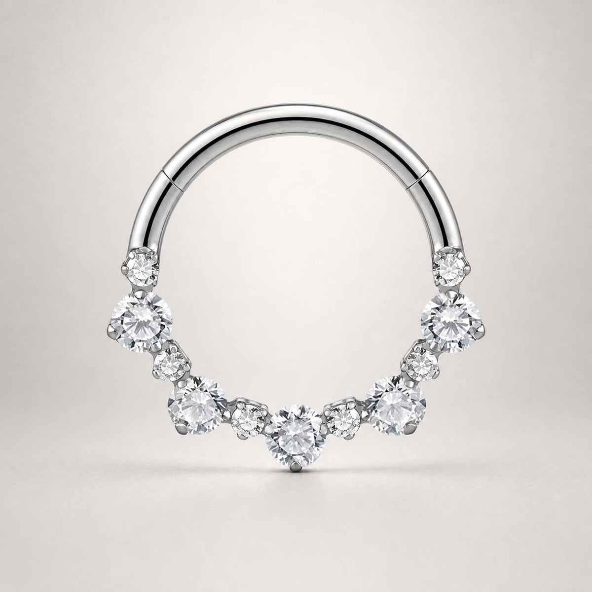 Titanium Graduated CZ Septum Clicker detail 6