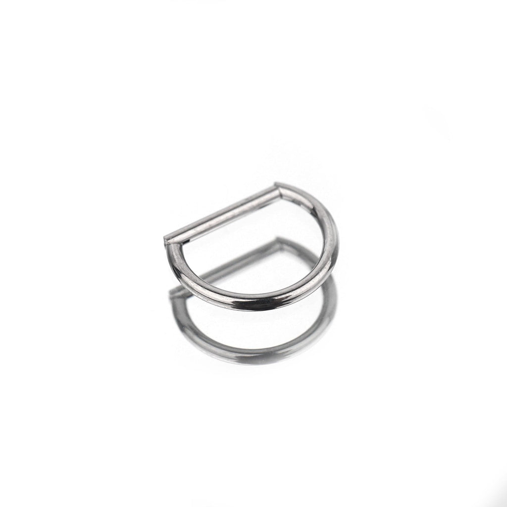 Titanium D-Shape Septum Clicker detail 3