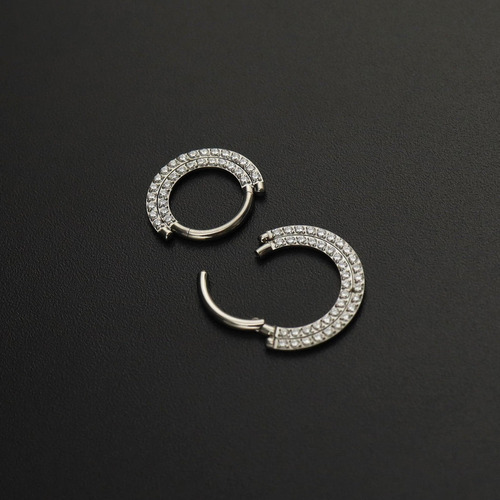 Titanium Pavé CZ Septum Clicker detail 5