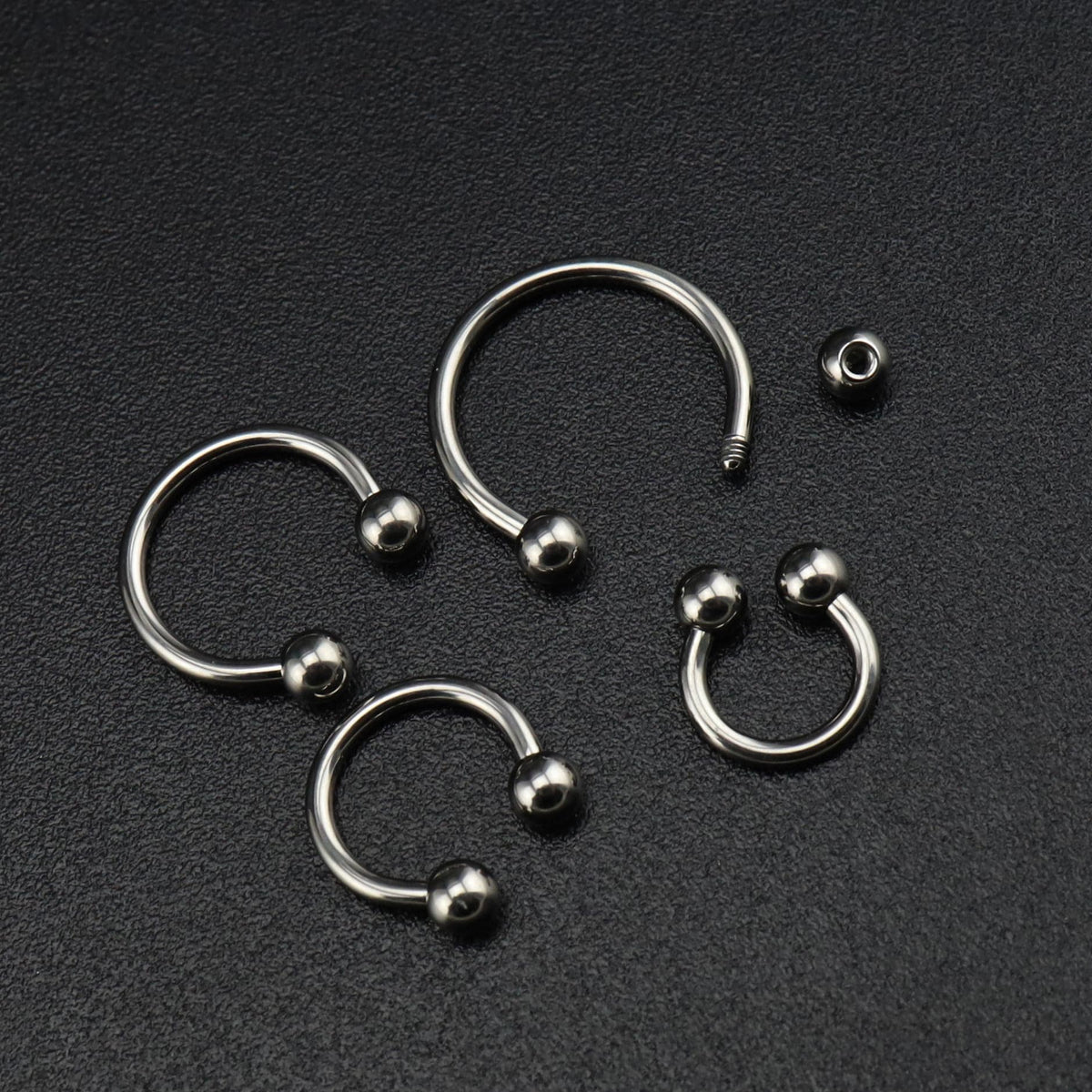 Classic Titanium Horseshoe Ring detail 10