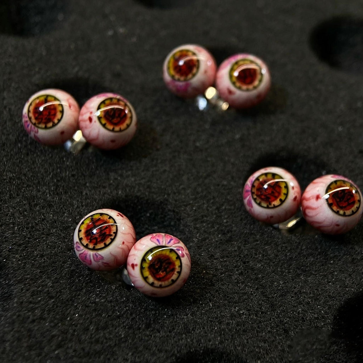 Cthulhu Eye - Upper Rank Six Daki & Gyutaro | Ear/Tongue Titanium Studs