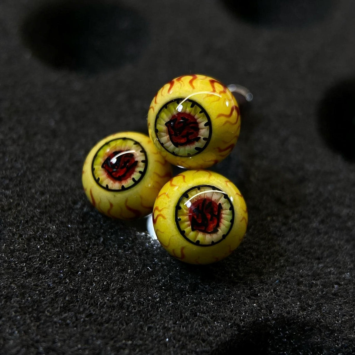 Cthulhu Eye - Upper Rank Six Daki & Gyutaro | Ear/Tongue Titanium Studs