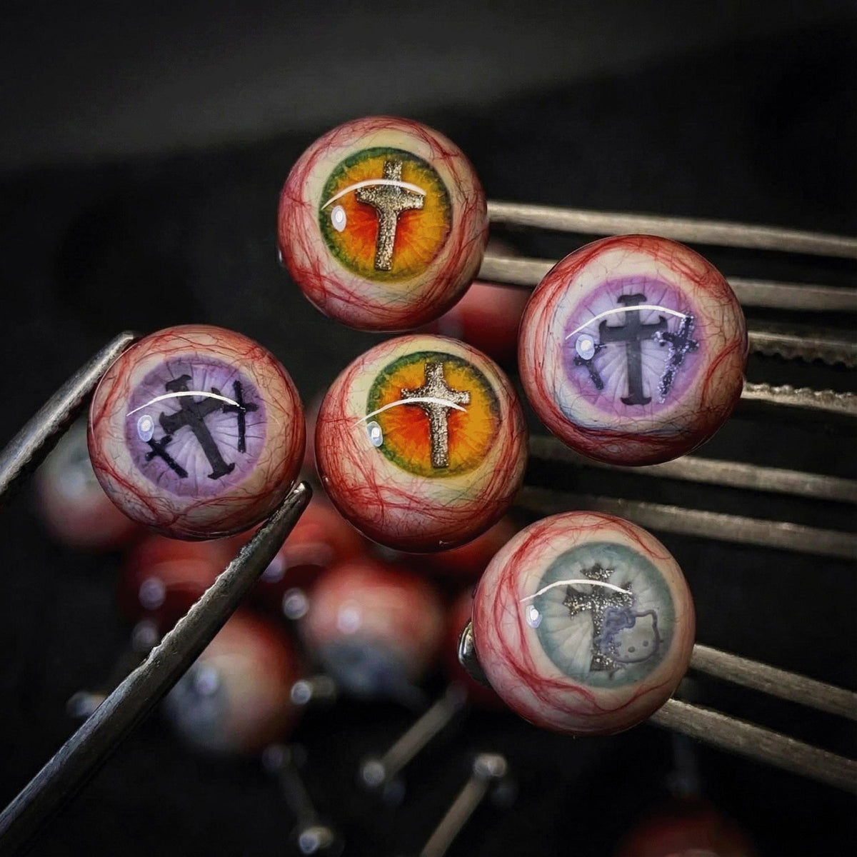 Cthulhu Eye - Gothic Cross Gaze | Ear/Tongue/Lip Titanium Studs