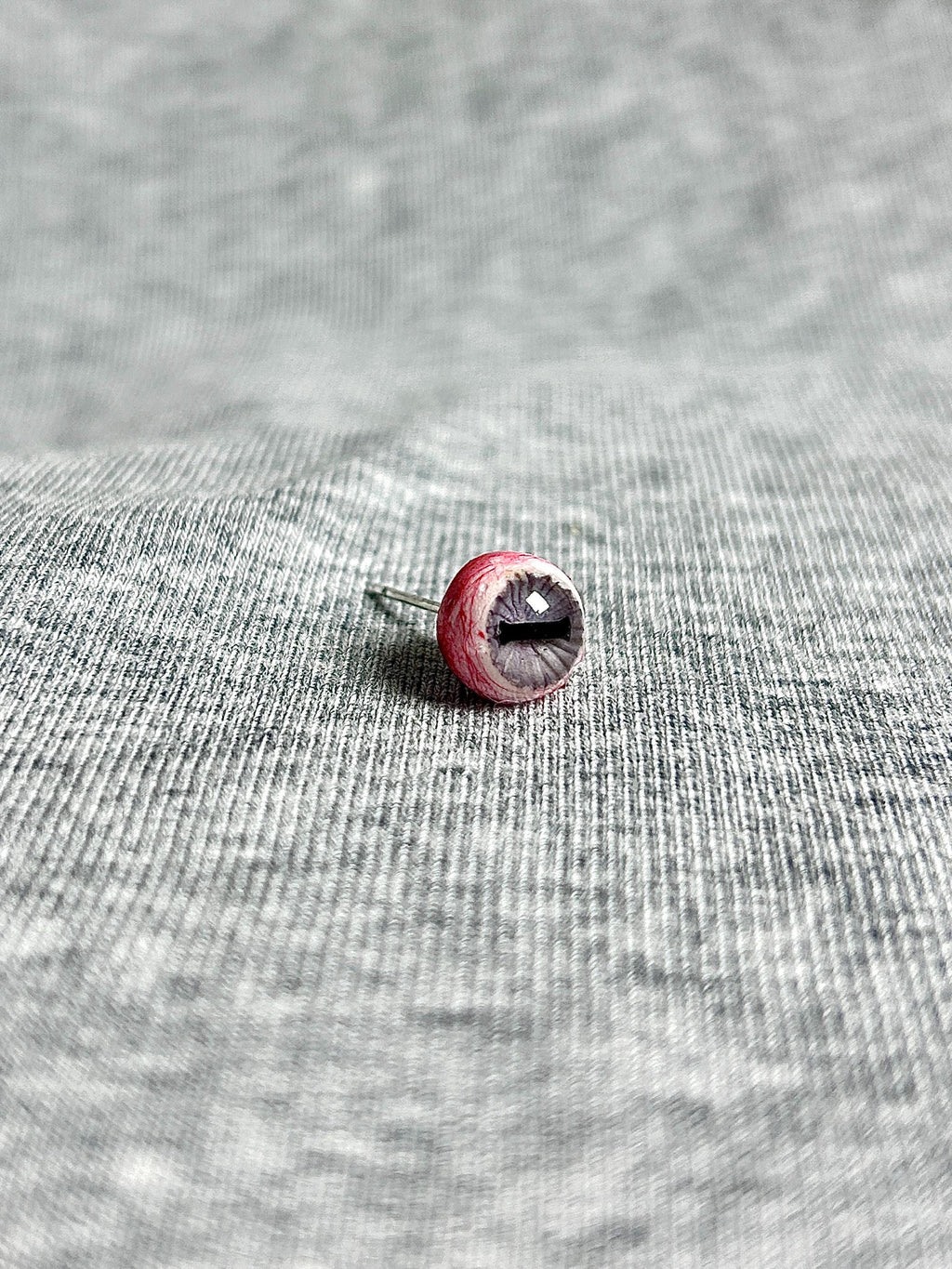 Cthulhu Eye - Lateral Slit Gaze | Ear/Tongue/Lip Titanium Studs