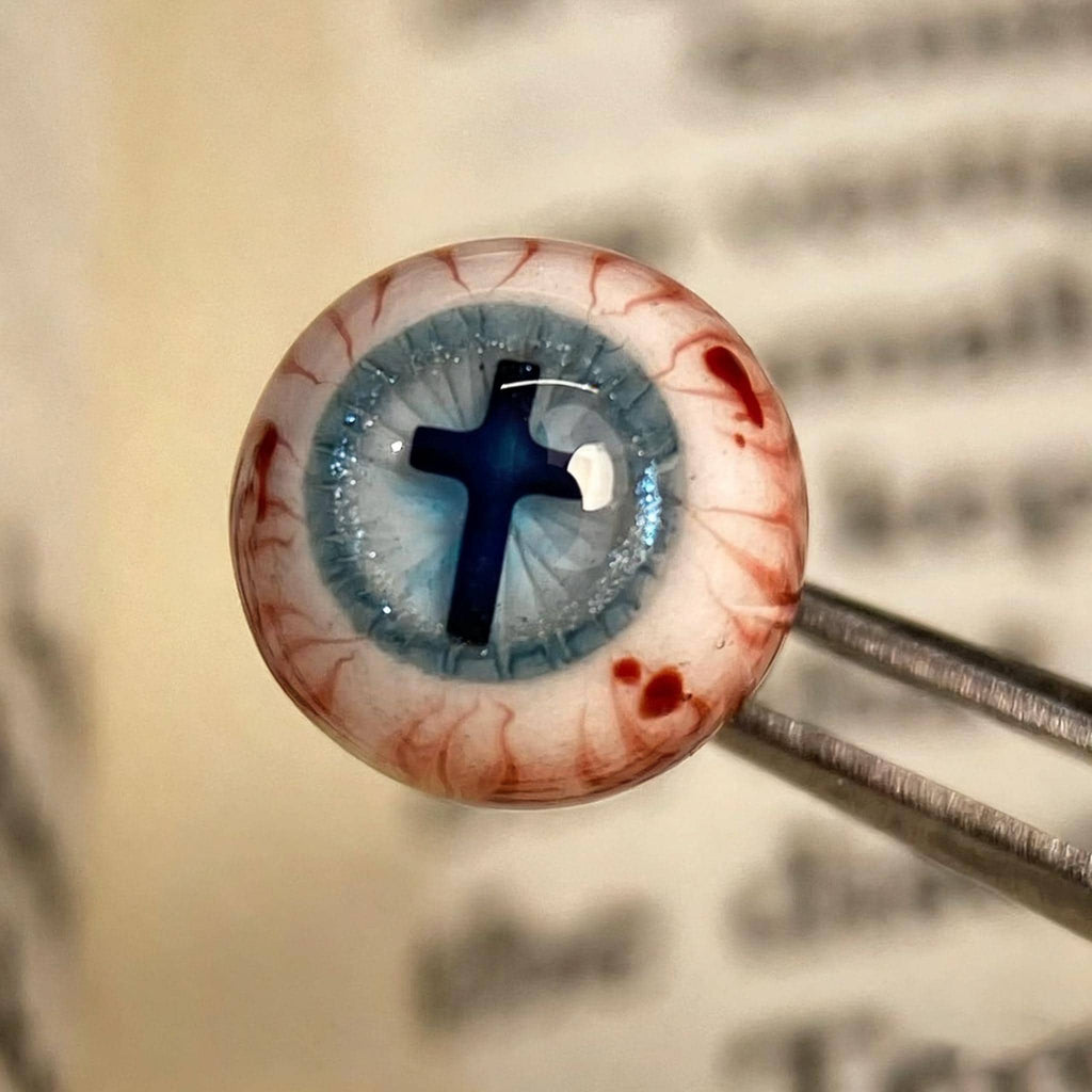 Cthulhu Eye - Blue Cross Gaze | Ear/Tongue/Lip Titanium Studs