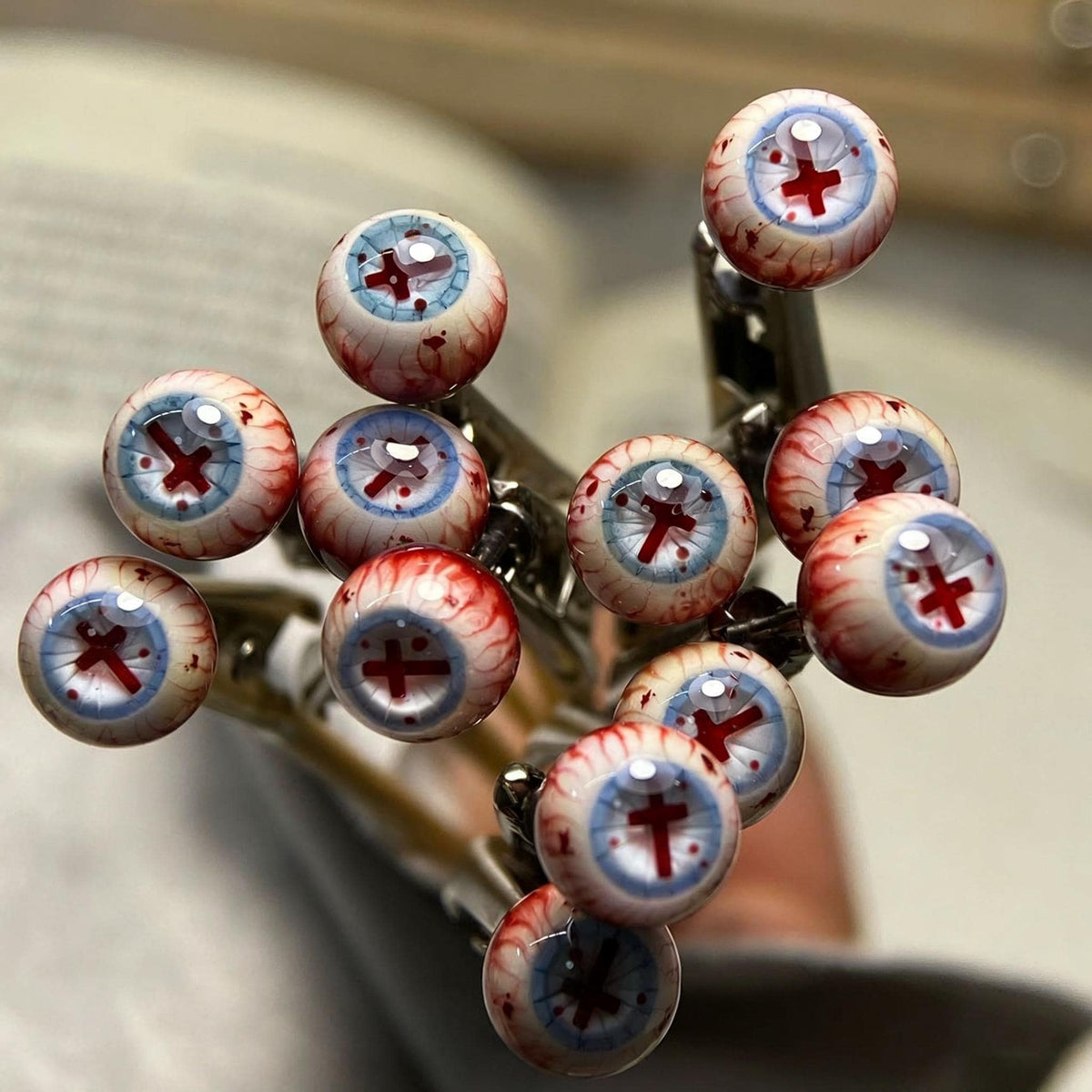 Cthulhu Eye - Bloodshot Cross | Ear/Tongue/Lip Titanium Studs