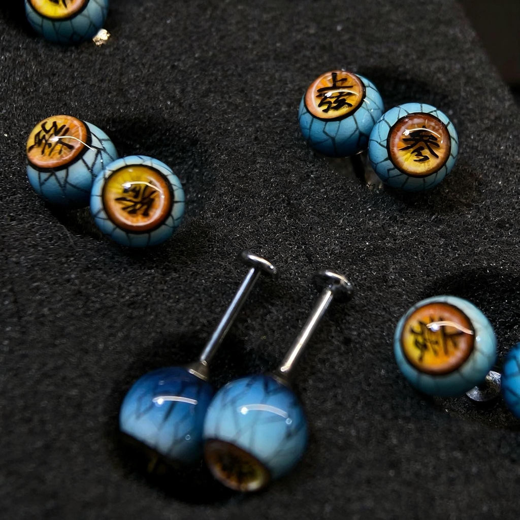 Cthulhu Eye - Upper Rank Three Akaza | Ear/Tongue Titanium Studs