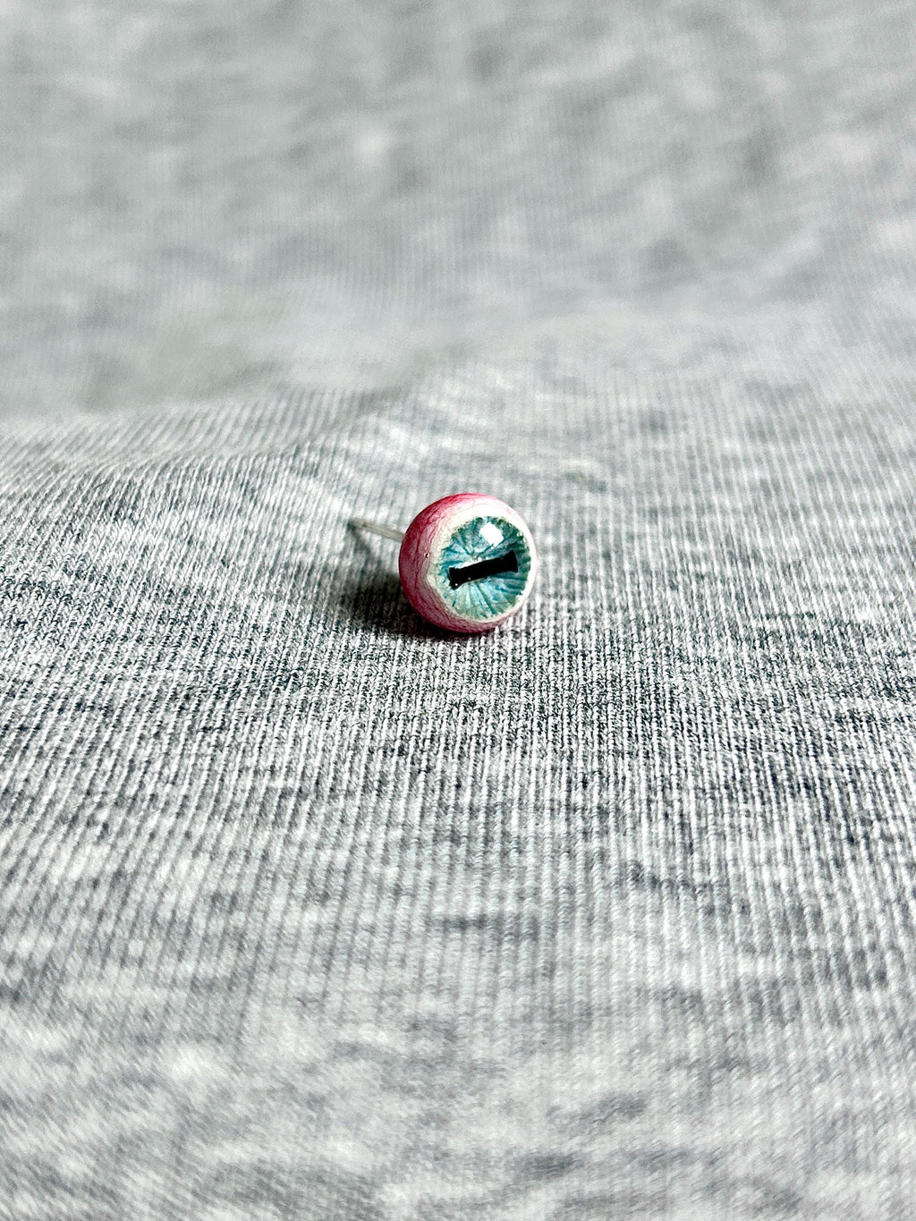 Cthulhu Eye - Lateral Slit Gaze | Ear/Tongue/Lip Titanium Studs