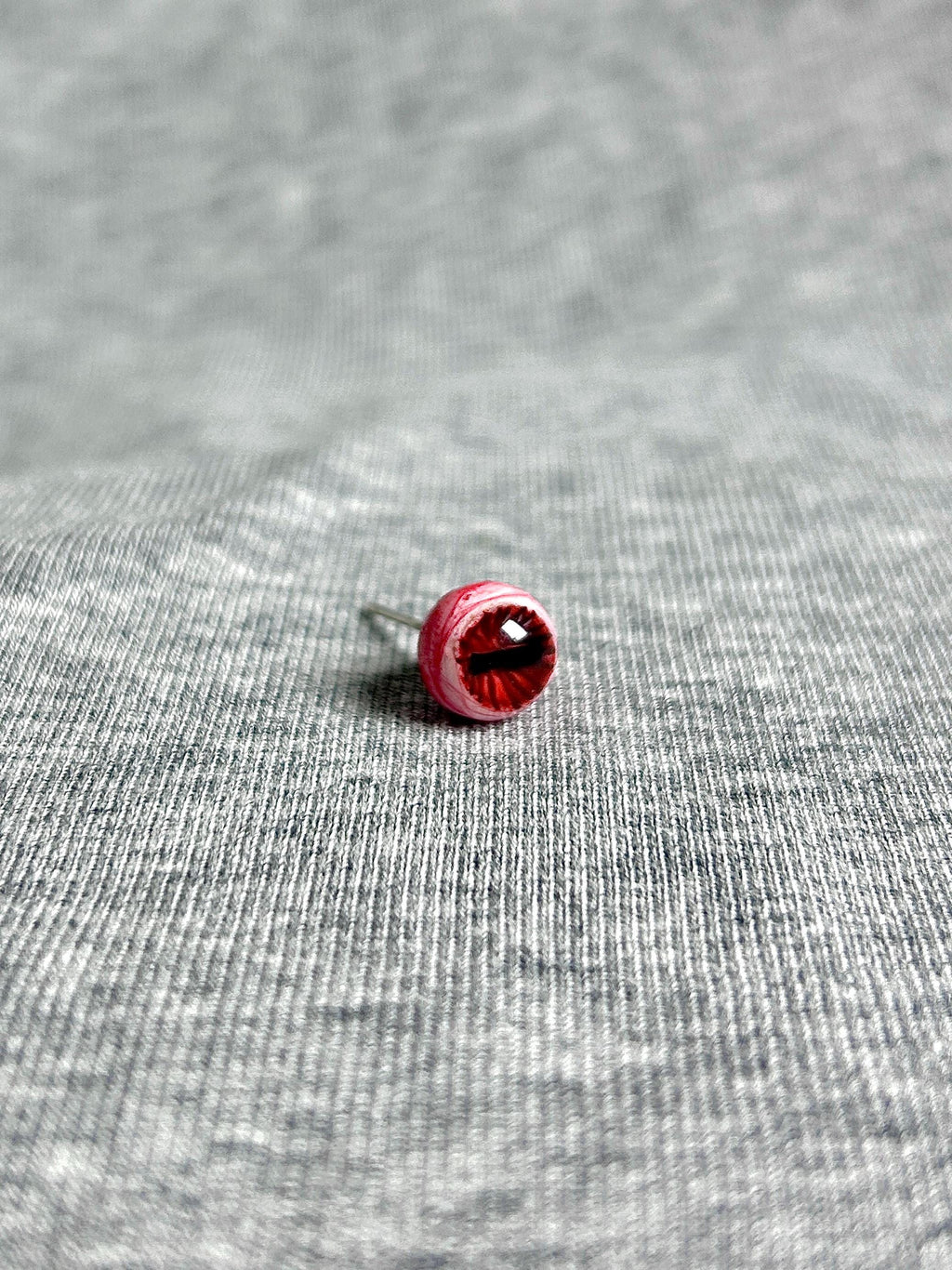Cthulhu Eye - Lateral Slit Gaze | Ear/Tongue/Lip Titanium Studs