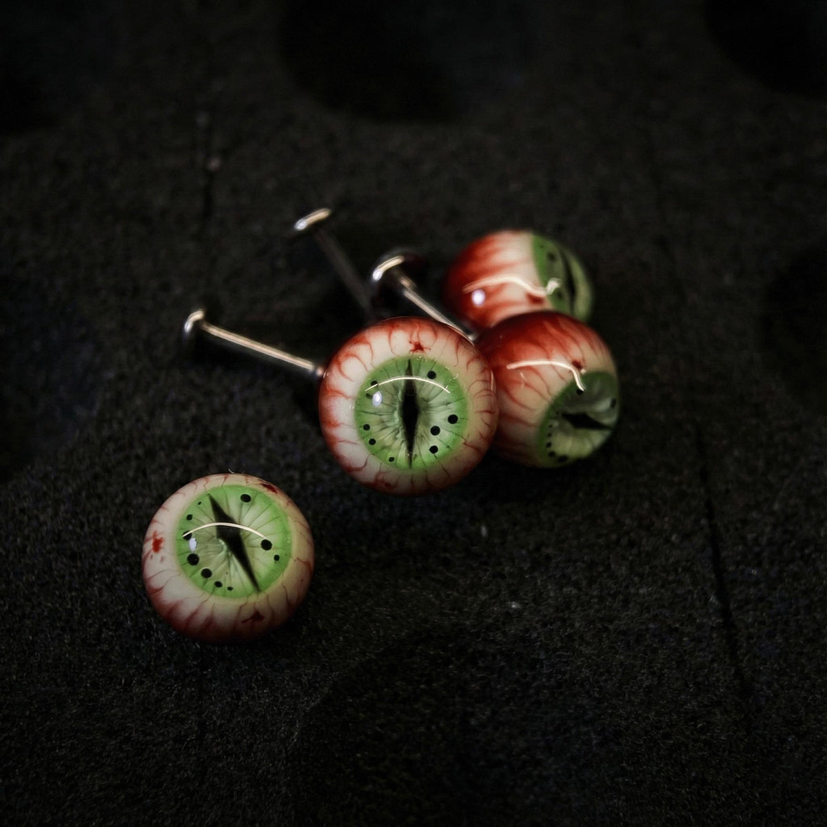Cthulhu Eye - Fissure Iris | Ear/Tongue/Lip Titanium Studs