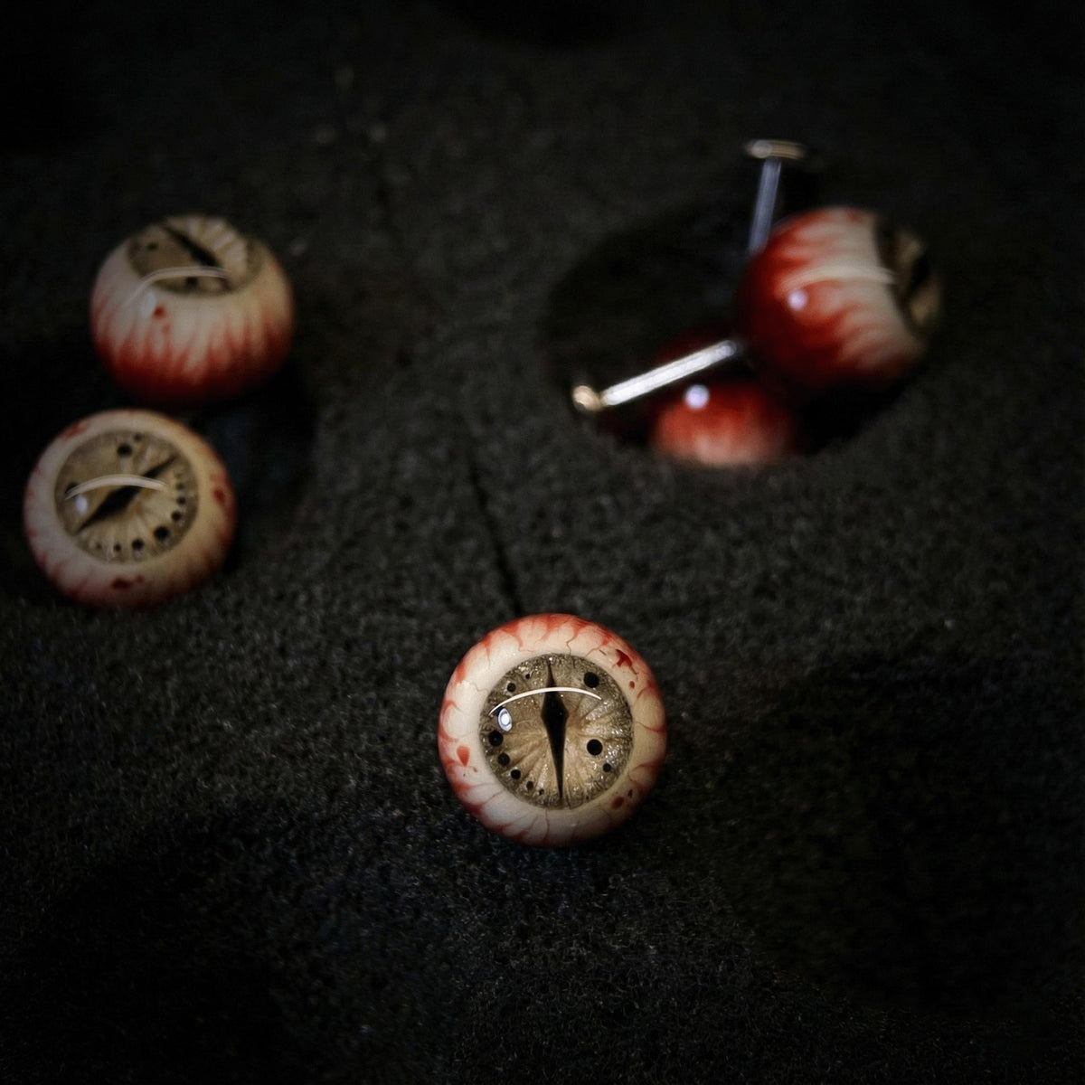 Cthulhu Eye - Fissure Iris | Ear/Tongue/Lip Titanium Studs