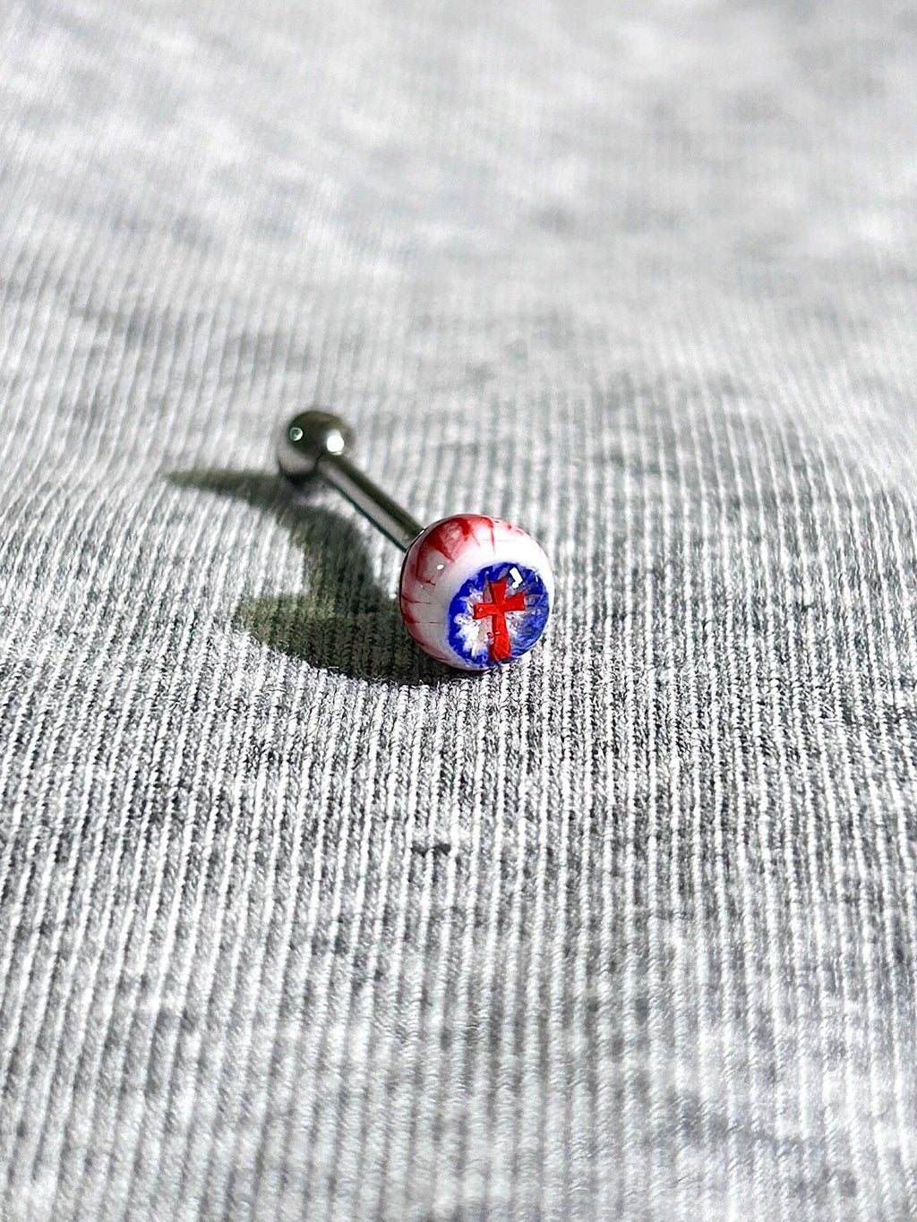 Cthulhu Eye - Cross Gaze | Ear/Tongue/Lip Titanium Studs