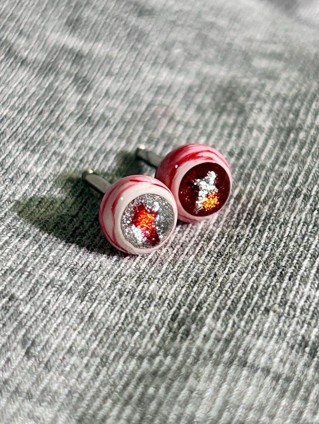 Cthulhu Eye - Pearlescent Fire Cross | Ear/Tongue/Lip Titanium Studs