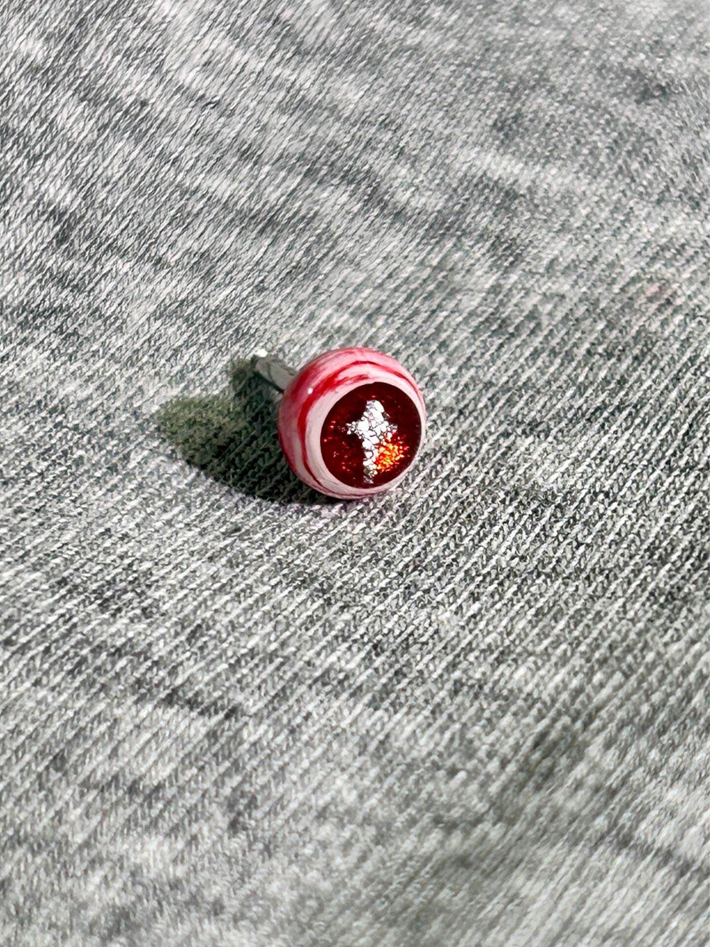 Cthulhu Eye - Pearlescent Fire Cross | Ear/Tongue/Lip Titanium Studs