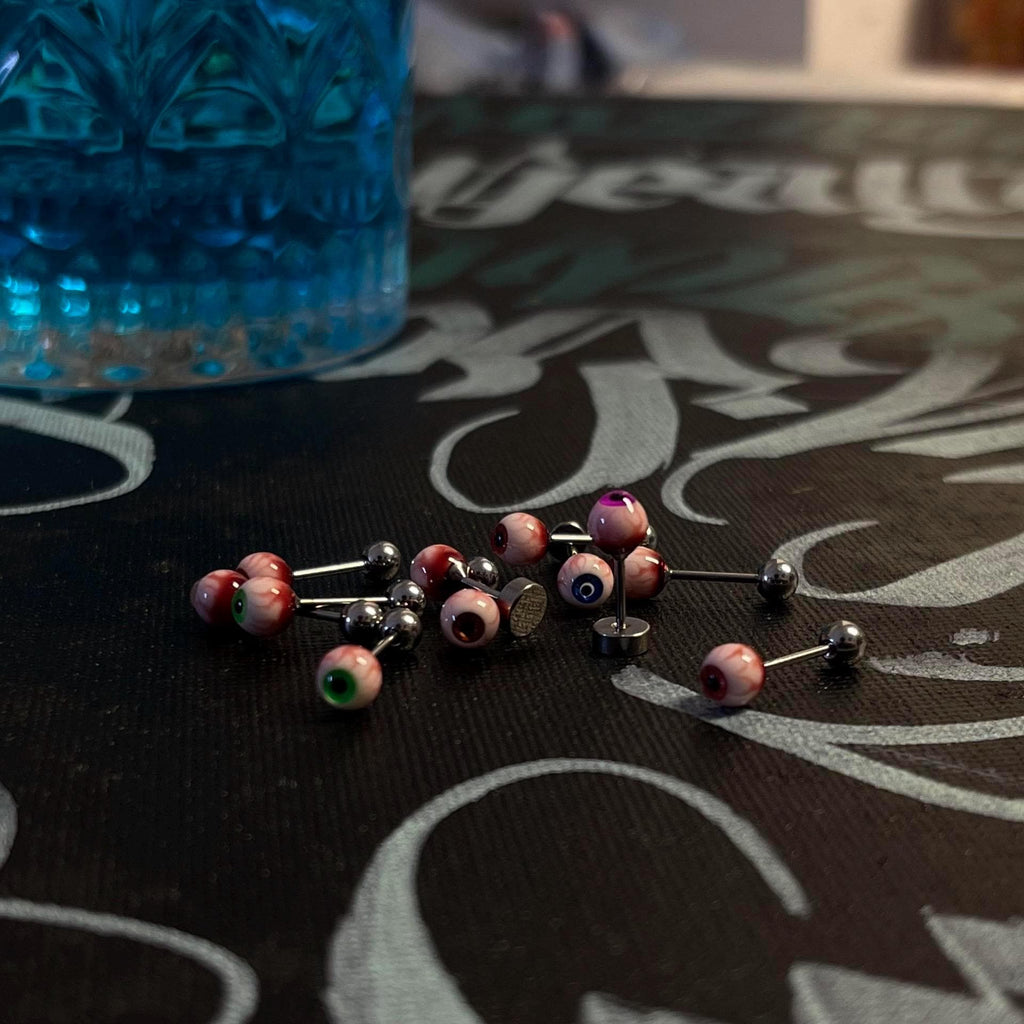 Cthulhu Eye - Luminous Gaze | Ear/Tongue/Lip Titanium Studs