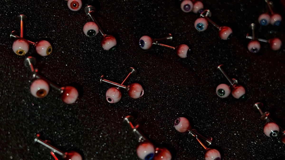 Cthulhu Eye - Pearlescent Abyss | Ear/Tongue/Lip Titanium Studs