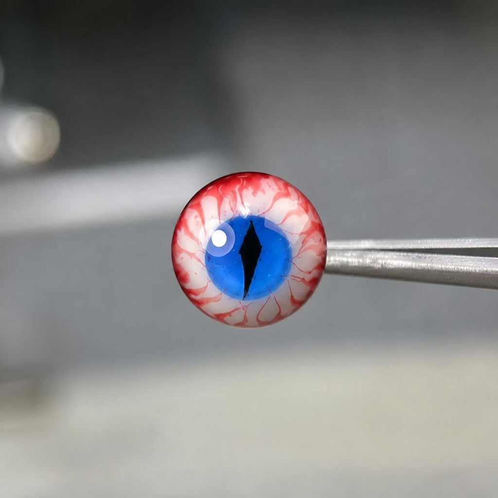 Cthulhu Eye - Sapphire Dragon | Ear/Tongue/Lip Titanium Studs