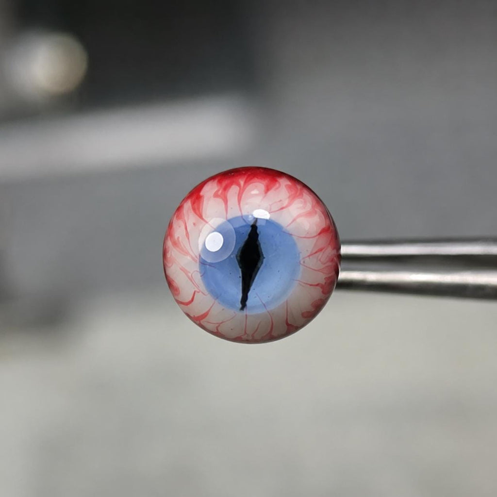 Cthulhu Eye - Sapphire Dragon | Ear/Tongue/Lip Titanium Studs