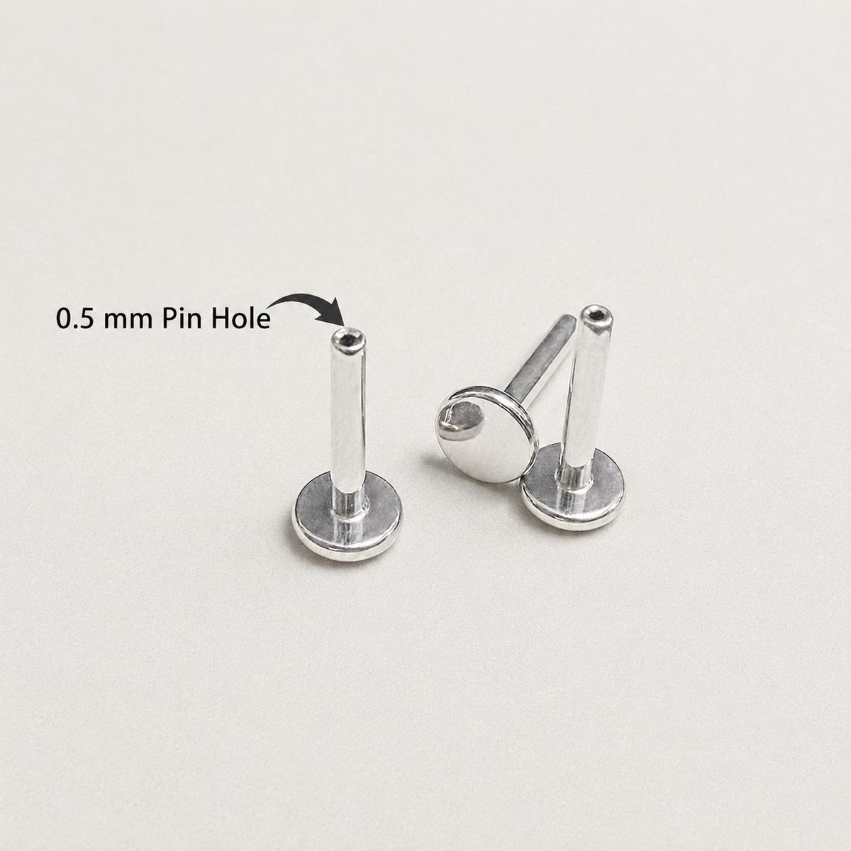 ETSY 4544719810 | IMAGE 10 | Threadless Labret Post