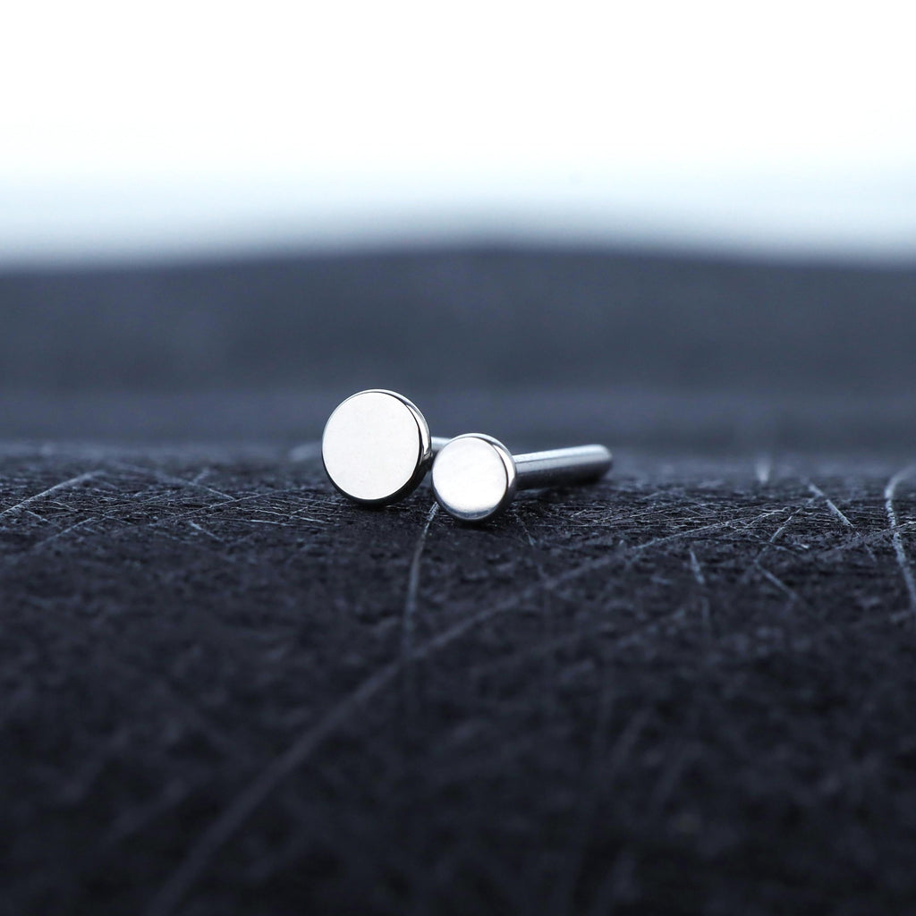 ETSY 4544719810 | IMAGE 4 | Threadless Labret Post