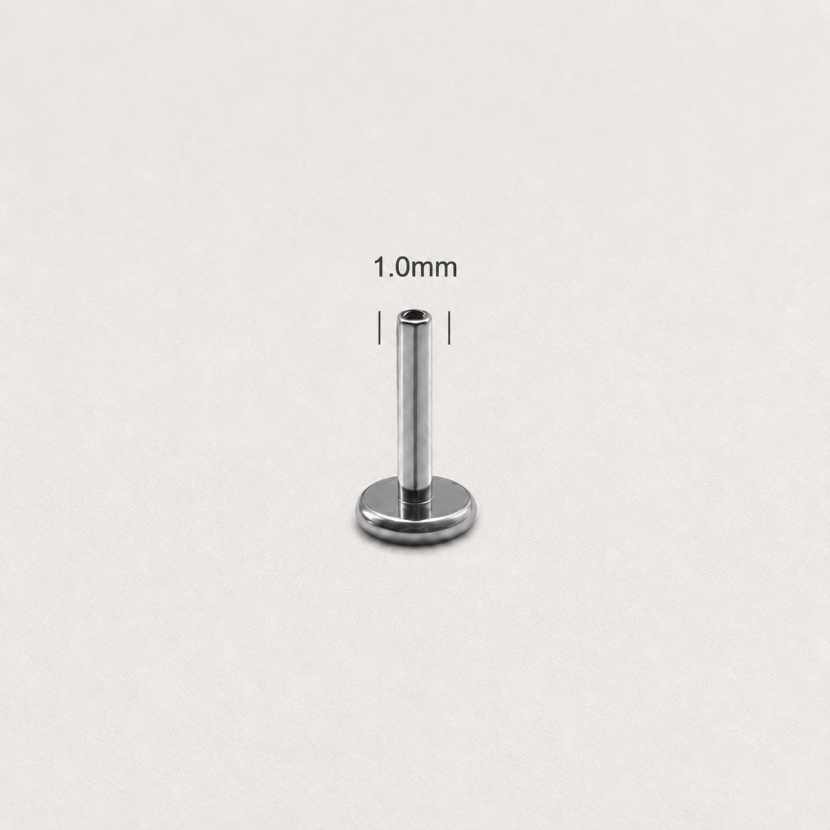 ETSY 4544719810 | IMAGE 6 | Threadless Labret Post