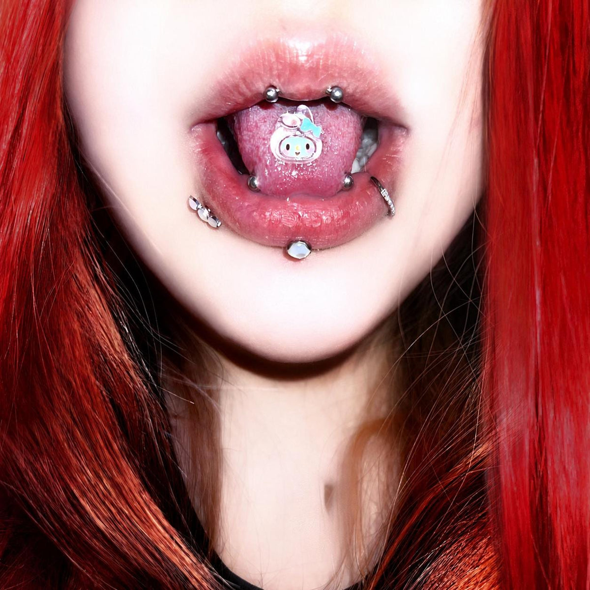 Kawaii Bunny & Bear Titanium Barbell detail 2